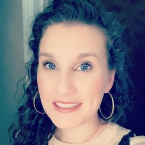 Meet your Posher, Erika